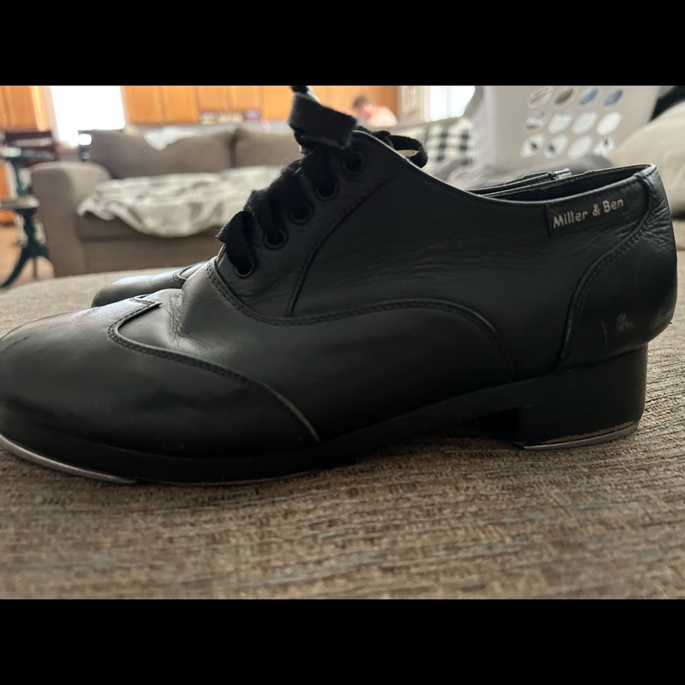 Miller & Ben tap shoes. Size 39